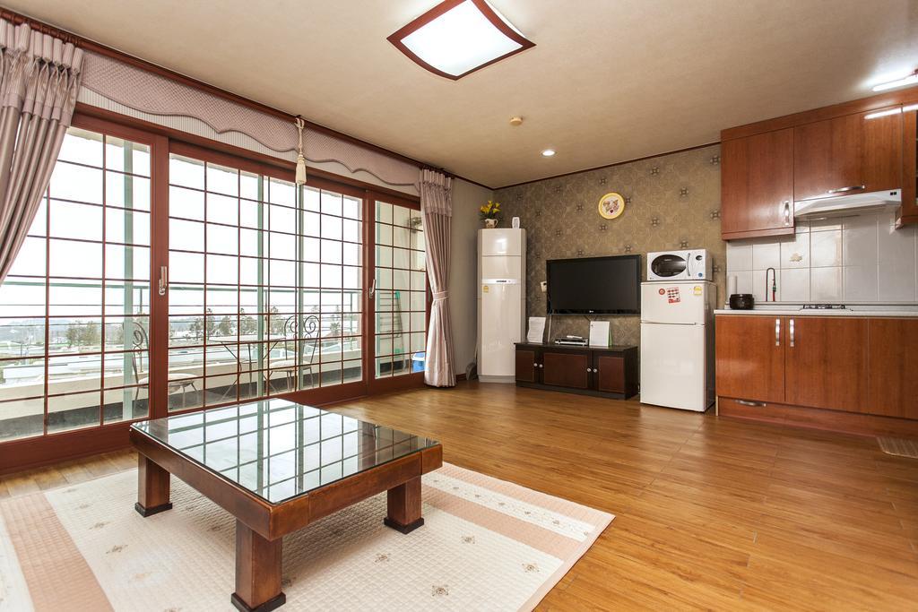 Nuyoungnayoung Pension Согвіпо Екстер'єр фото